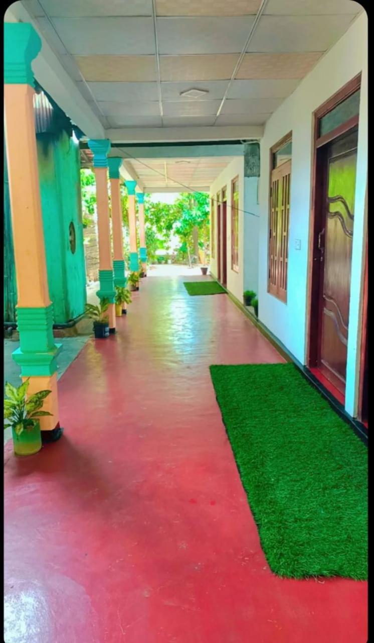 Nr Villa Nilaveli Exterior foto